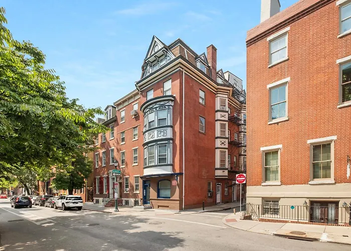 Deluxe Flat In Center City